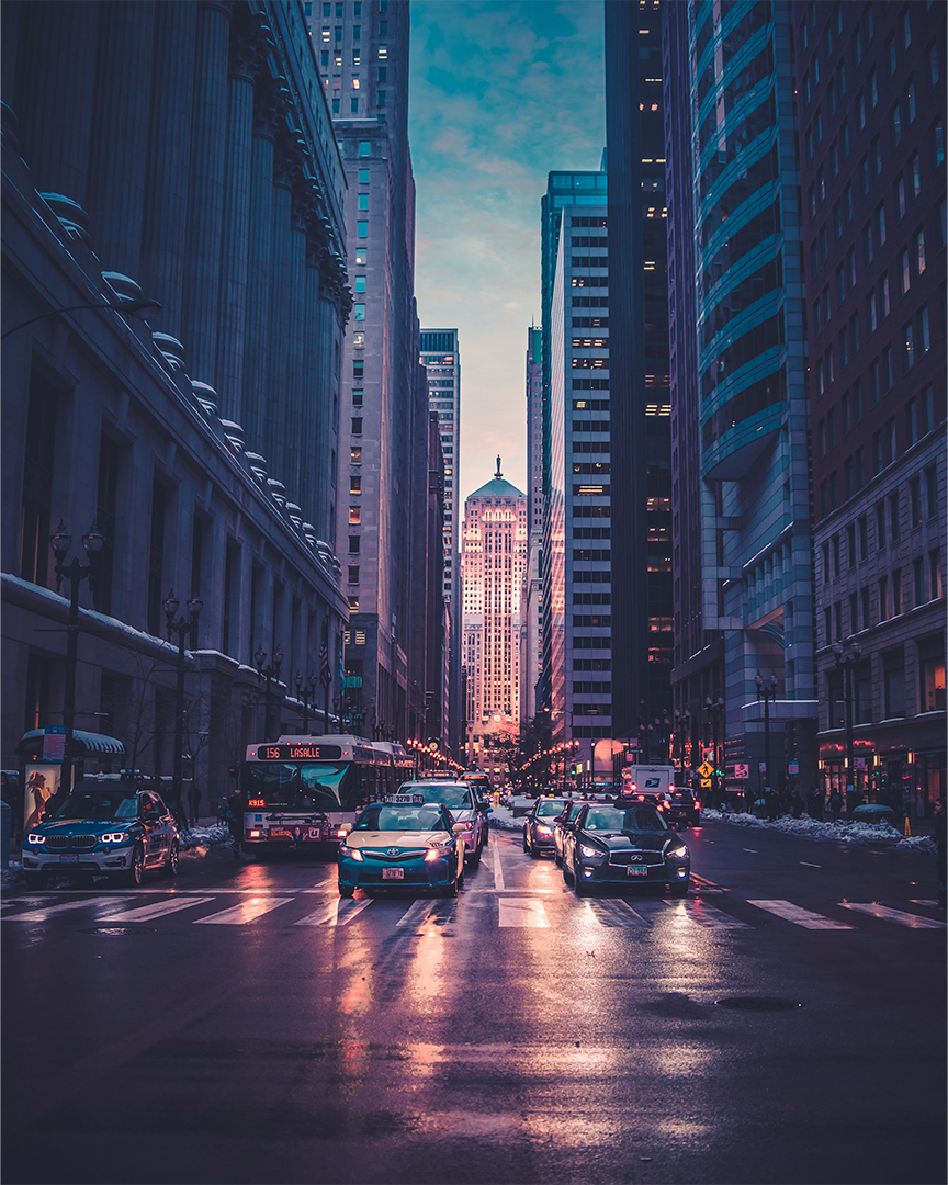 Uluslararası bir şehirde günlük ulaşım ve iş seyahati